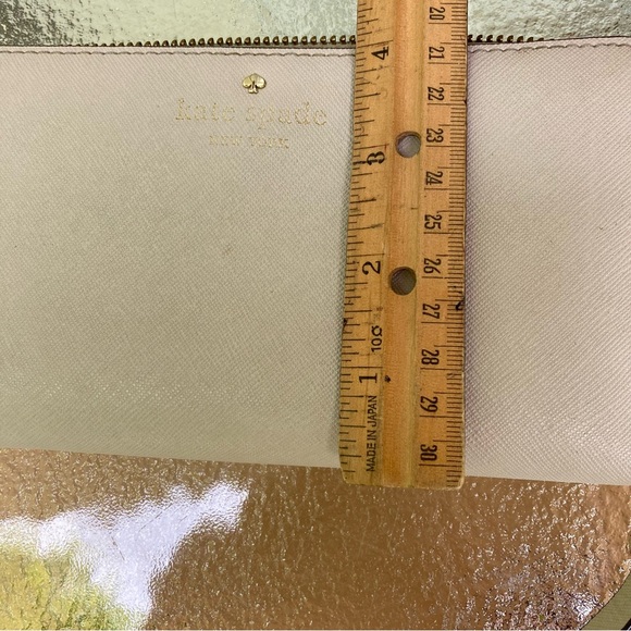 Preowned Kate Spade Madison Saffiano Leather Large Continental Wallet Conch Pink - Picture 3 of 14